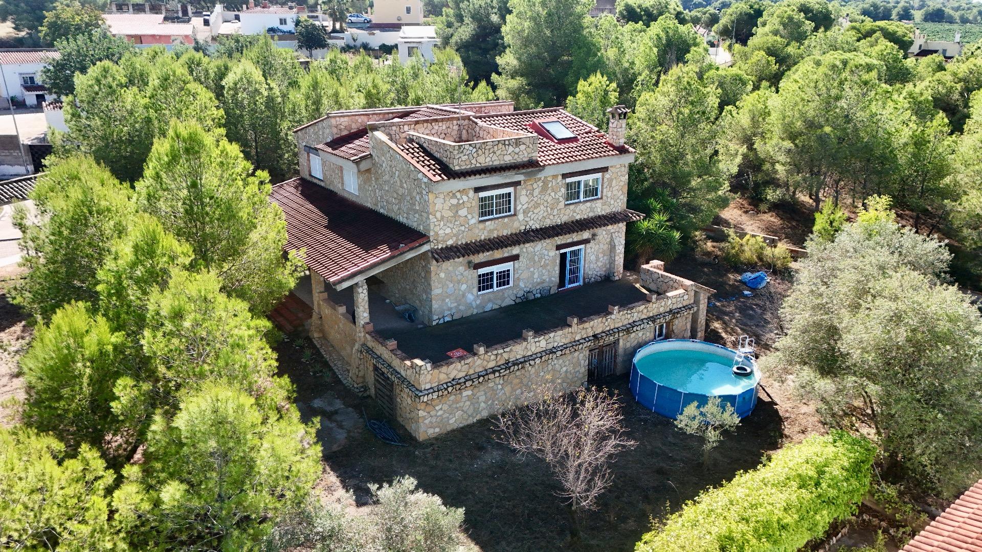 Villa te koop in Casinos