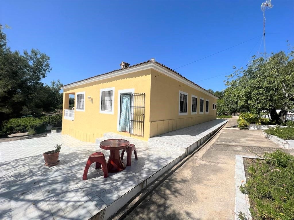 Villa te koop in Pedralba