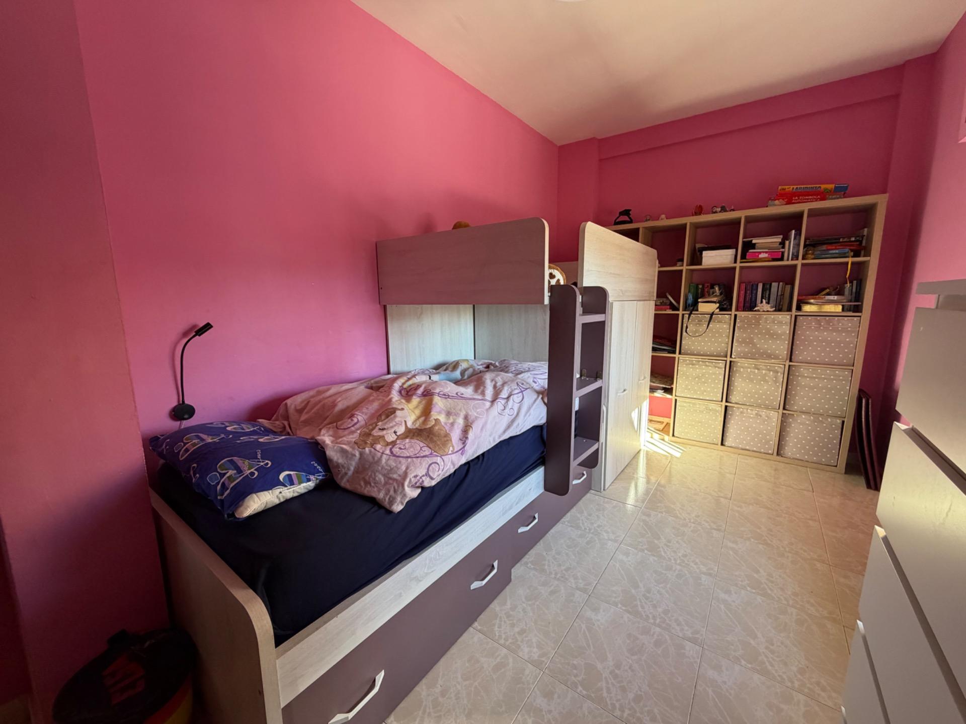 Villa te koop in Lliria