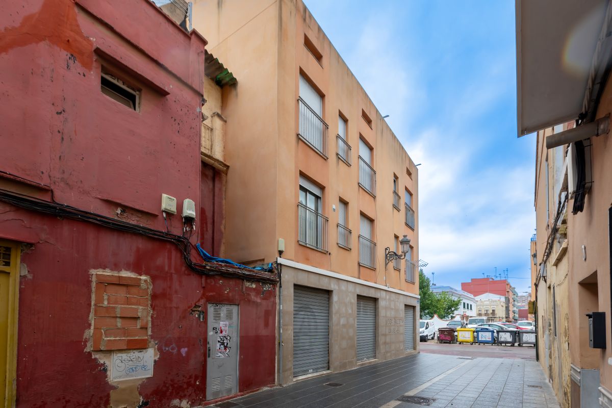 Duplex appartement vlakbij zee te koop in Valencia, Cabanyal