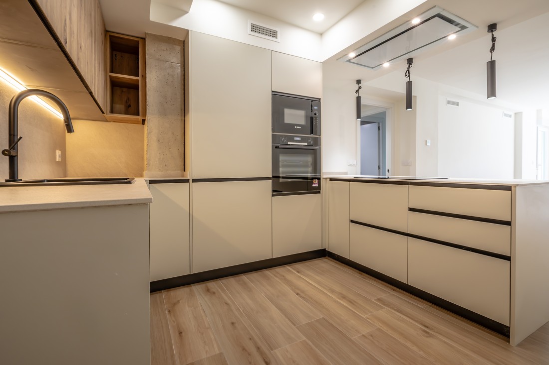 Instapklaar gerenoveerd appartement te koop in Valencia