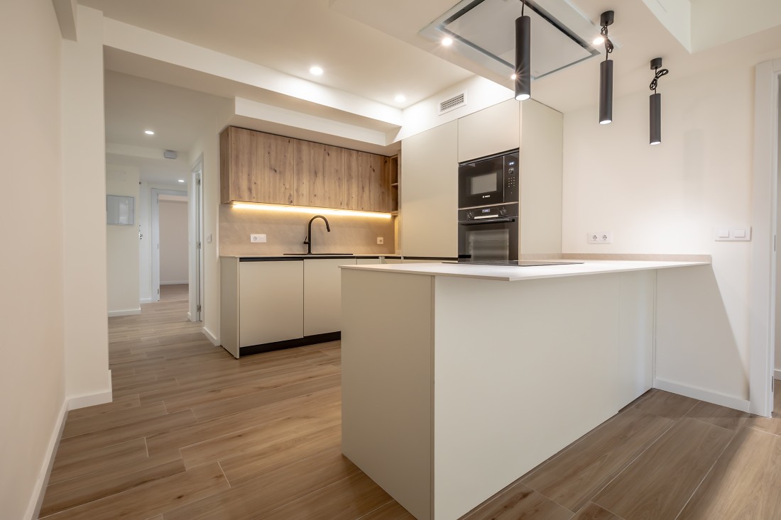 Instapklaar gerenoveerd appartement te koop in Valencia
