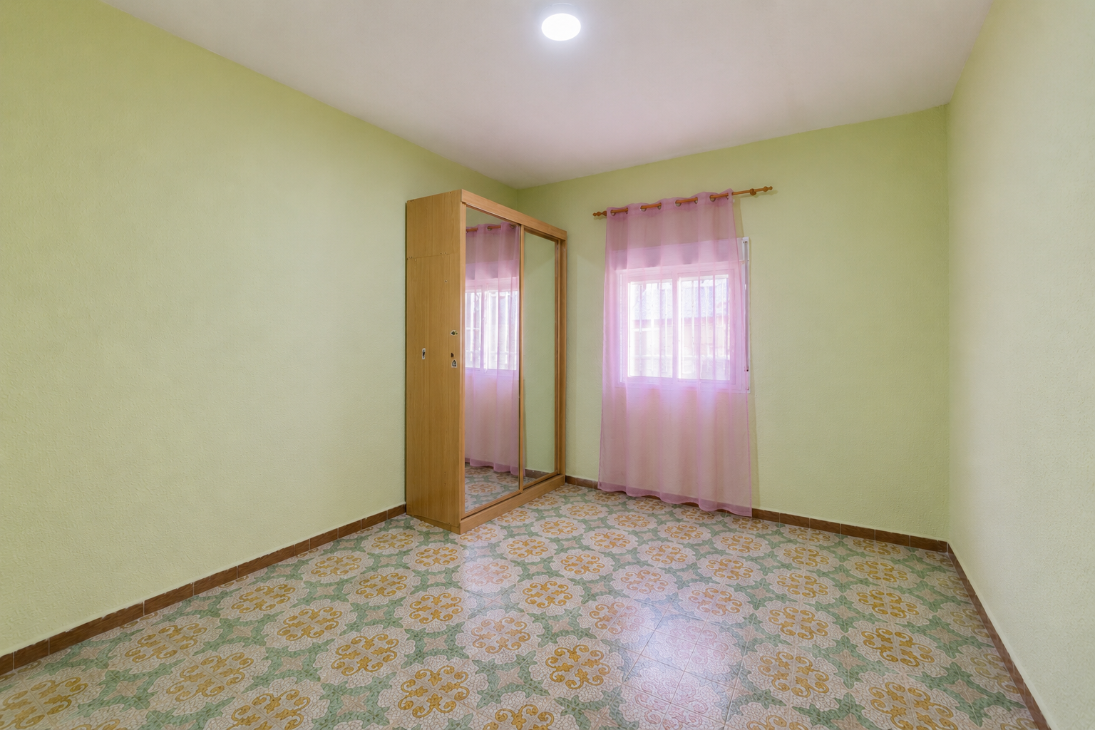 Villa te koop in Riba-Roja de Túria