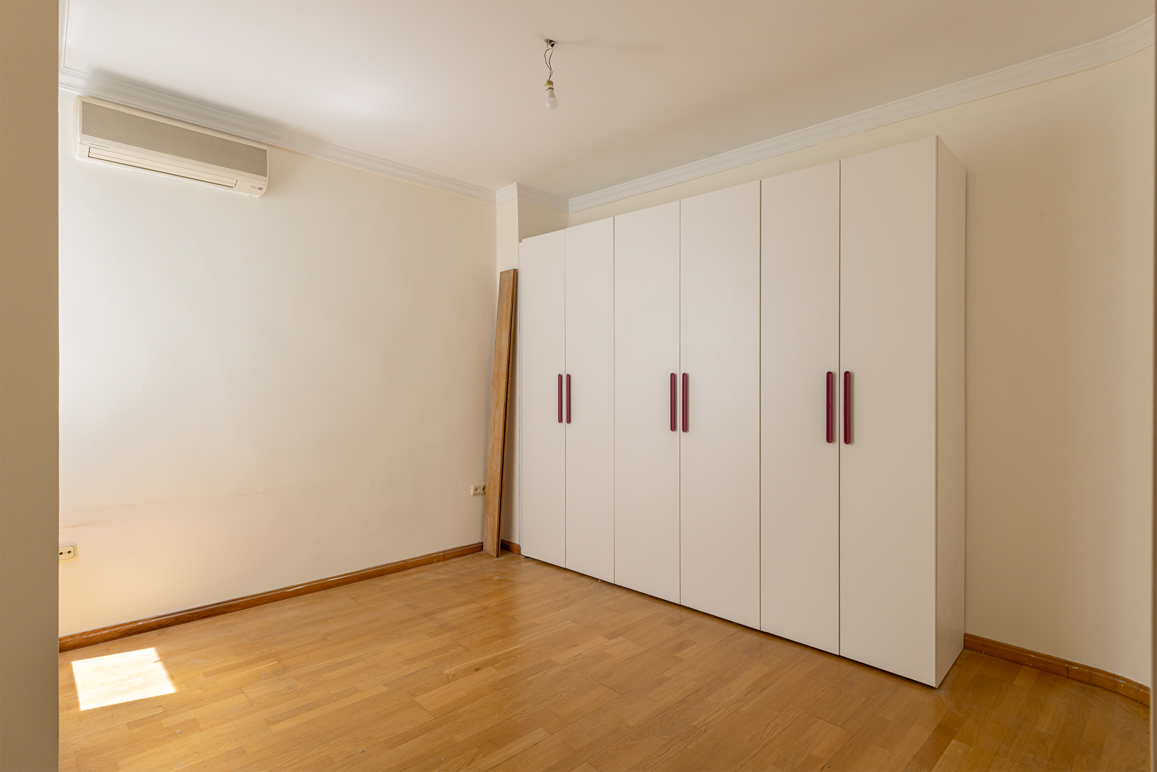 Heerlijk appartement met uitzicht op Paseo de la Alameda in Valencia