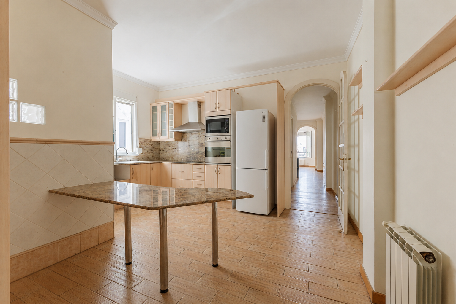 Heerlijk appartement met uitzicht op Paseo de la Alameda in Valencia