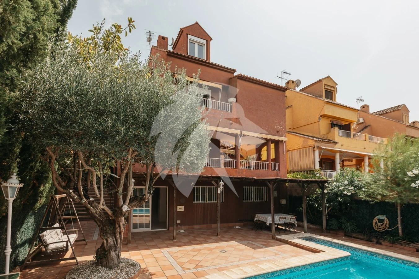 Spectaculaire vrijstaande villa met zwembad in Paterna
