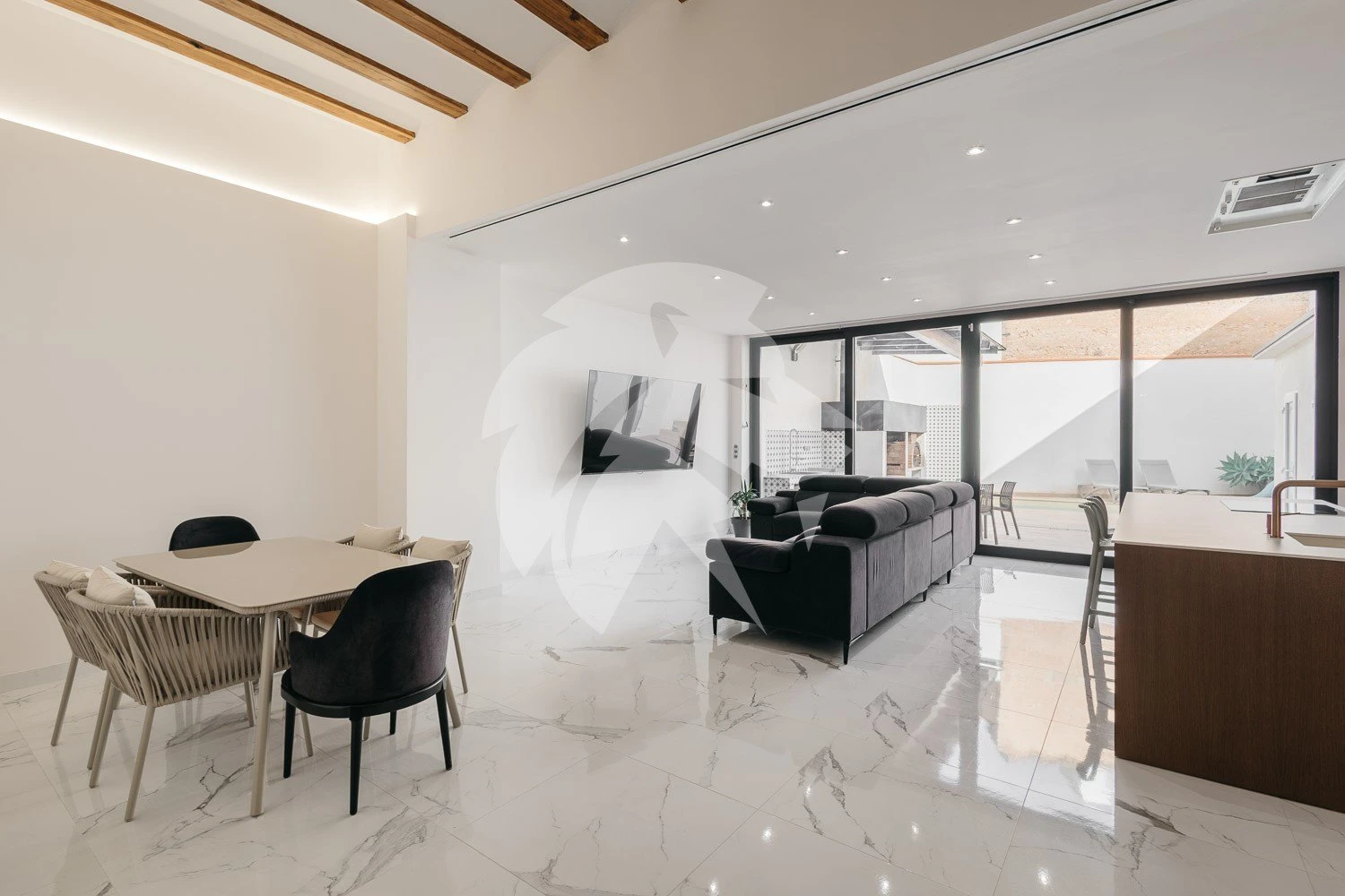Property te koop in Calle de Pelayo