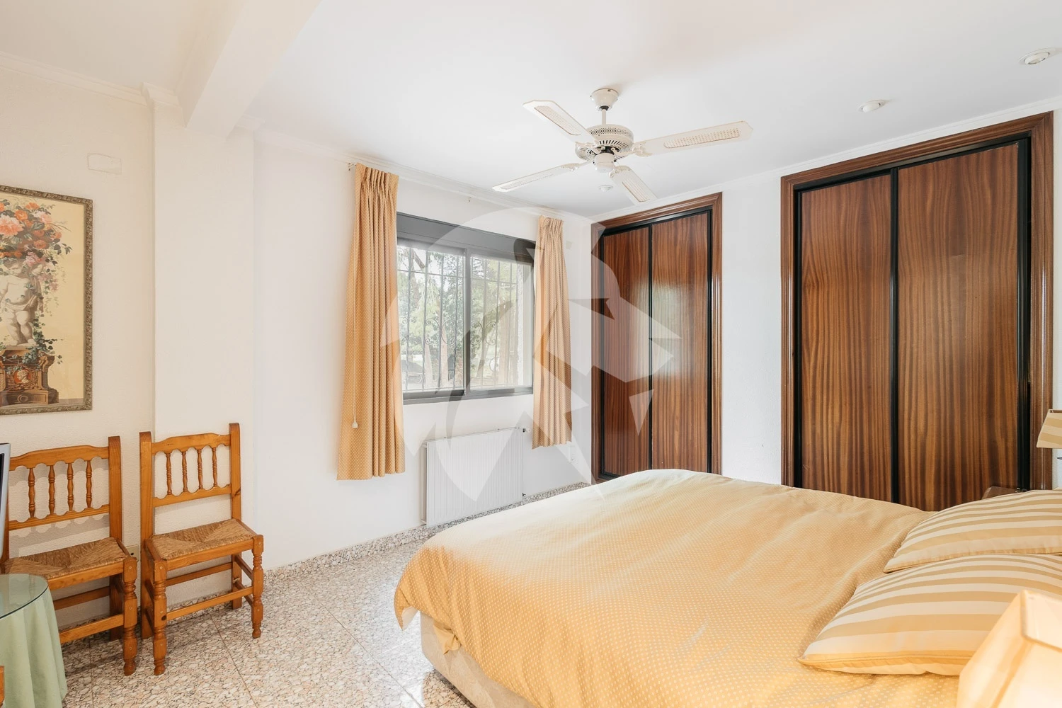 Unieke villa met berguitzicht en privé tennis in Villamarchante