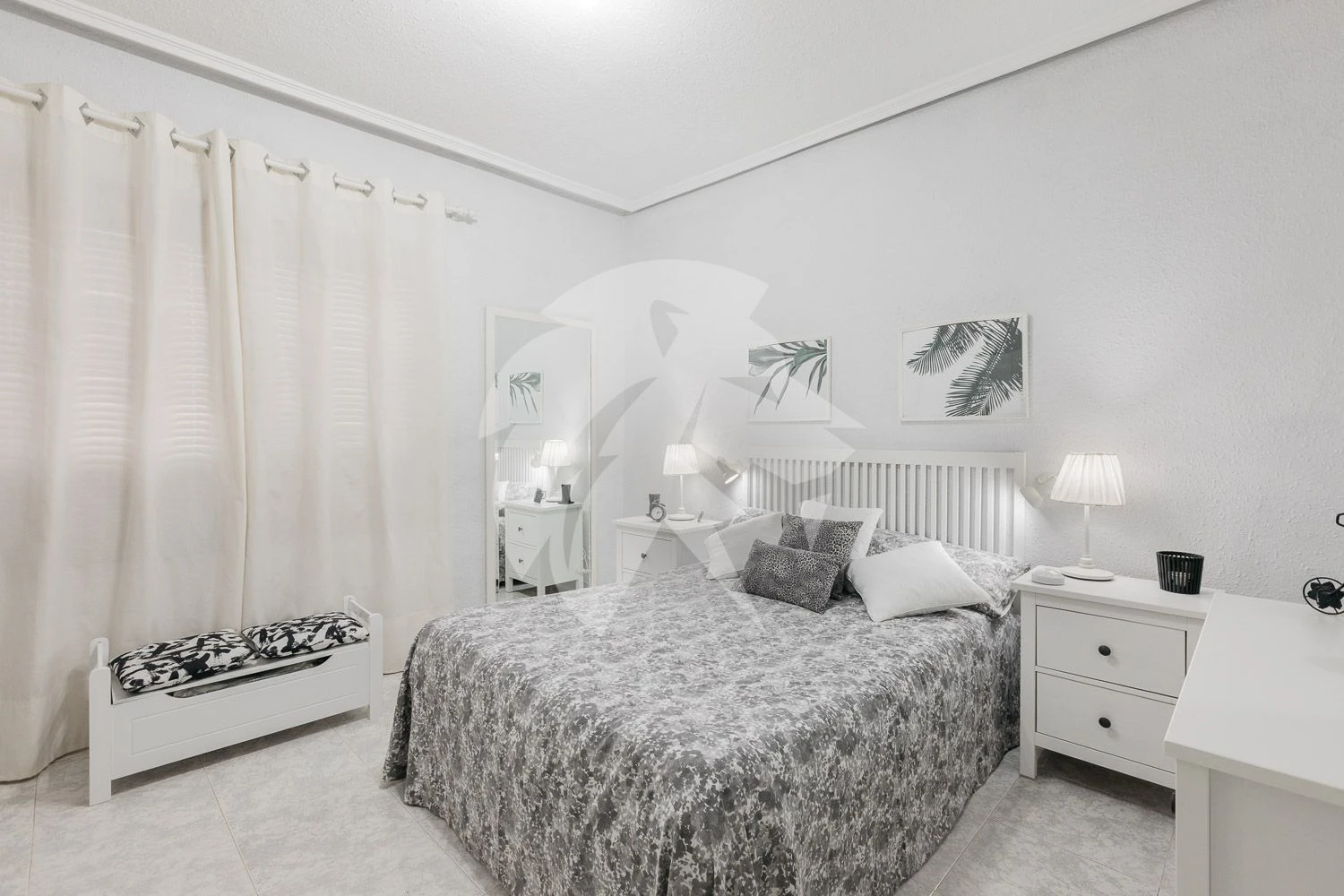 Vrijstaande villa met groot perceel en privé zwembad in Llíria