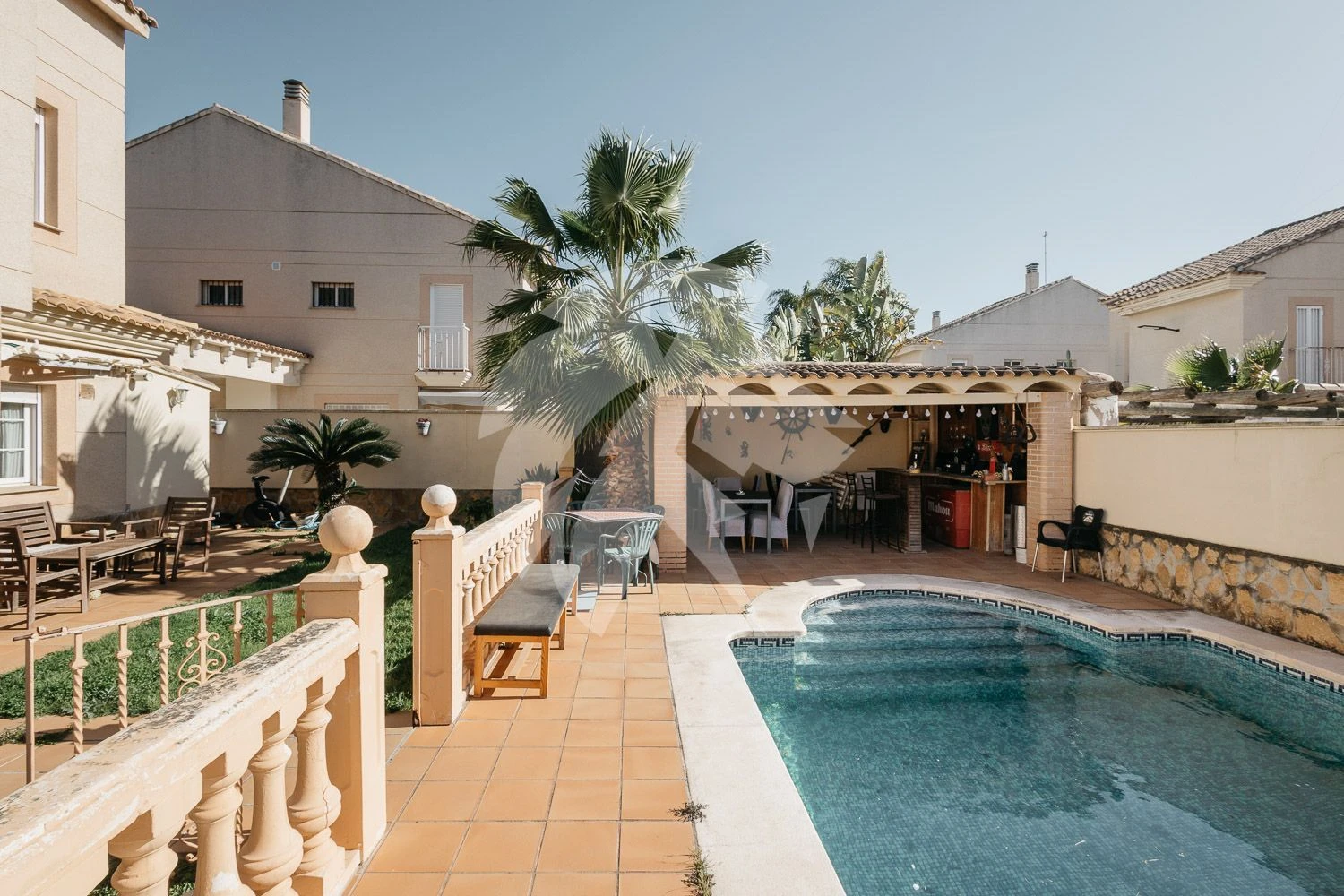 Vrijstaande villa te renoveren in La Eliana