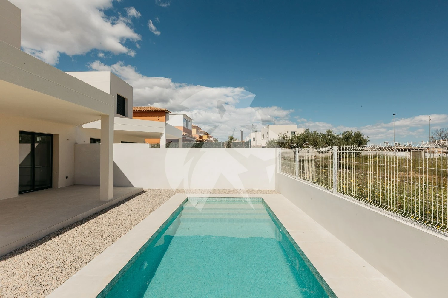Gloednieuwe villa met energielabel A in San Antonio de Benageber