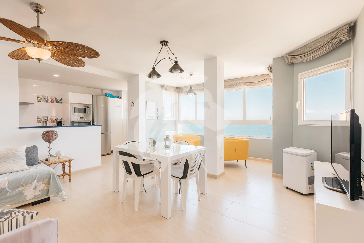 Gerenoveerd appartement met zeezicht in El Saler
