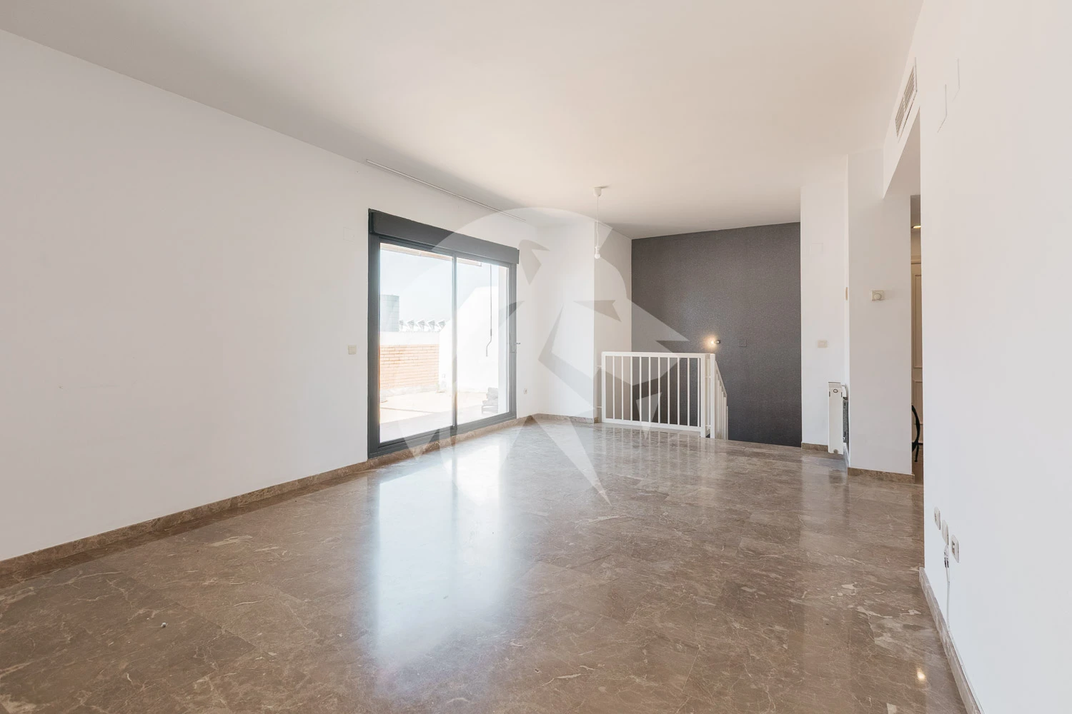 Ruim appartement op de 12e verdieping in Camins al Grau – Valencia