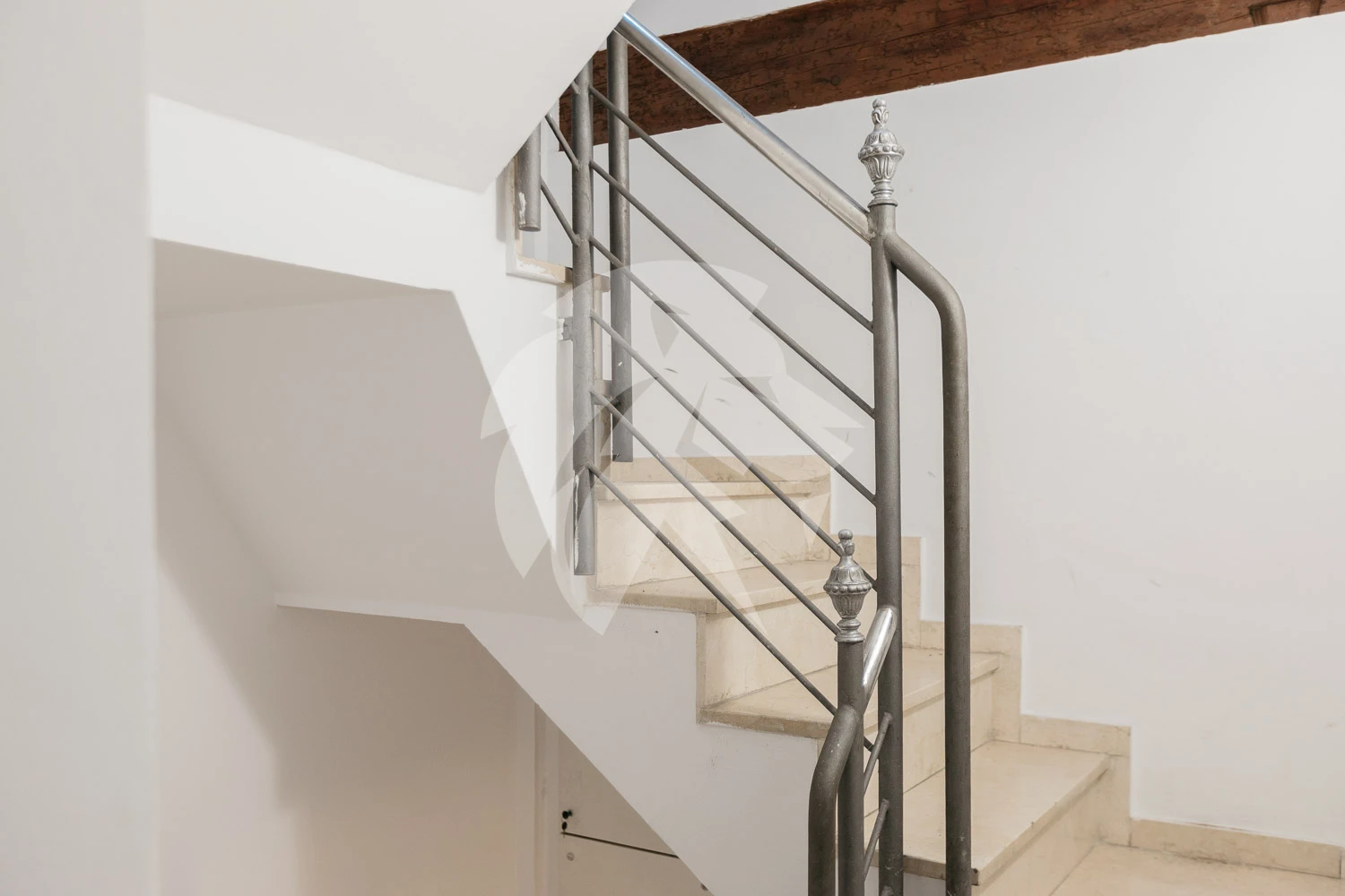 Authentiek appartement met balkon en terras in centrum Valencia