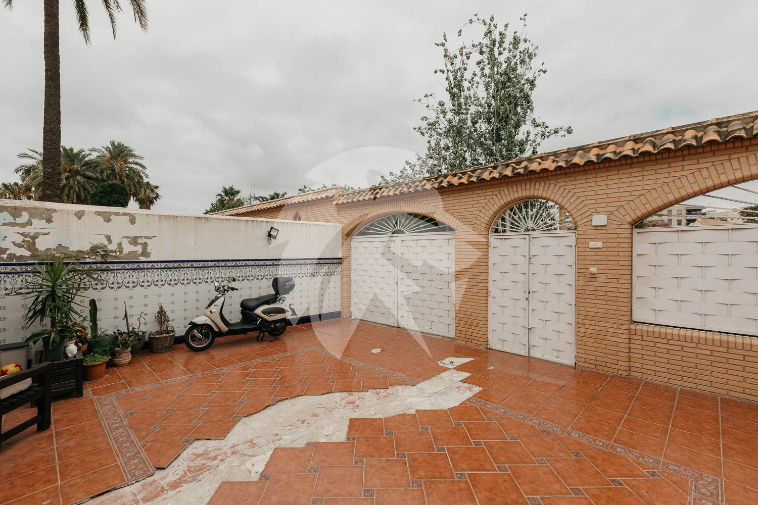 Ruime villa met tuin en terrassen in Valencia – Poblats Maritim