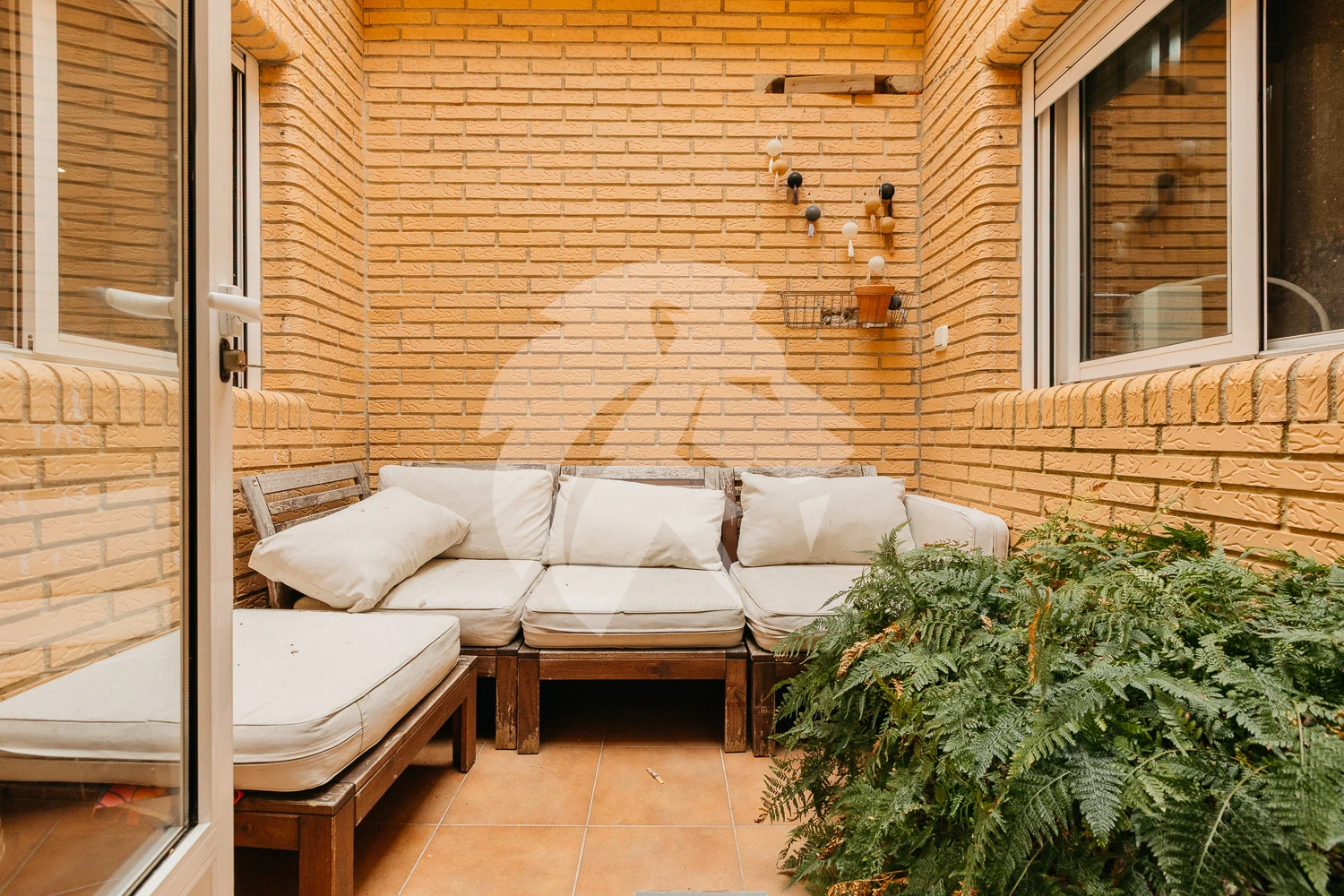 Ruime villa met tuin en terrassen in Valencia – Poblats Maritim