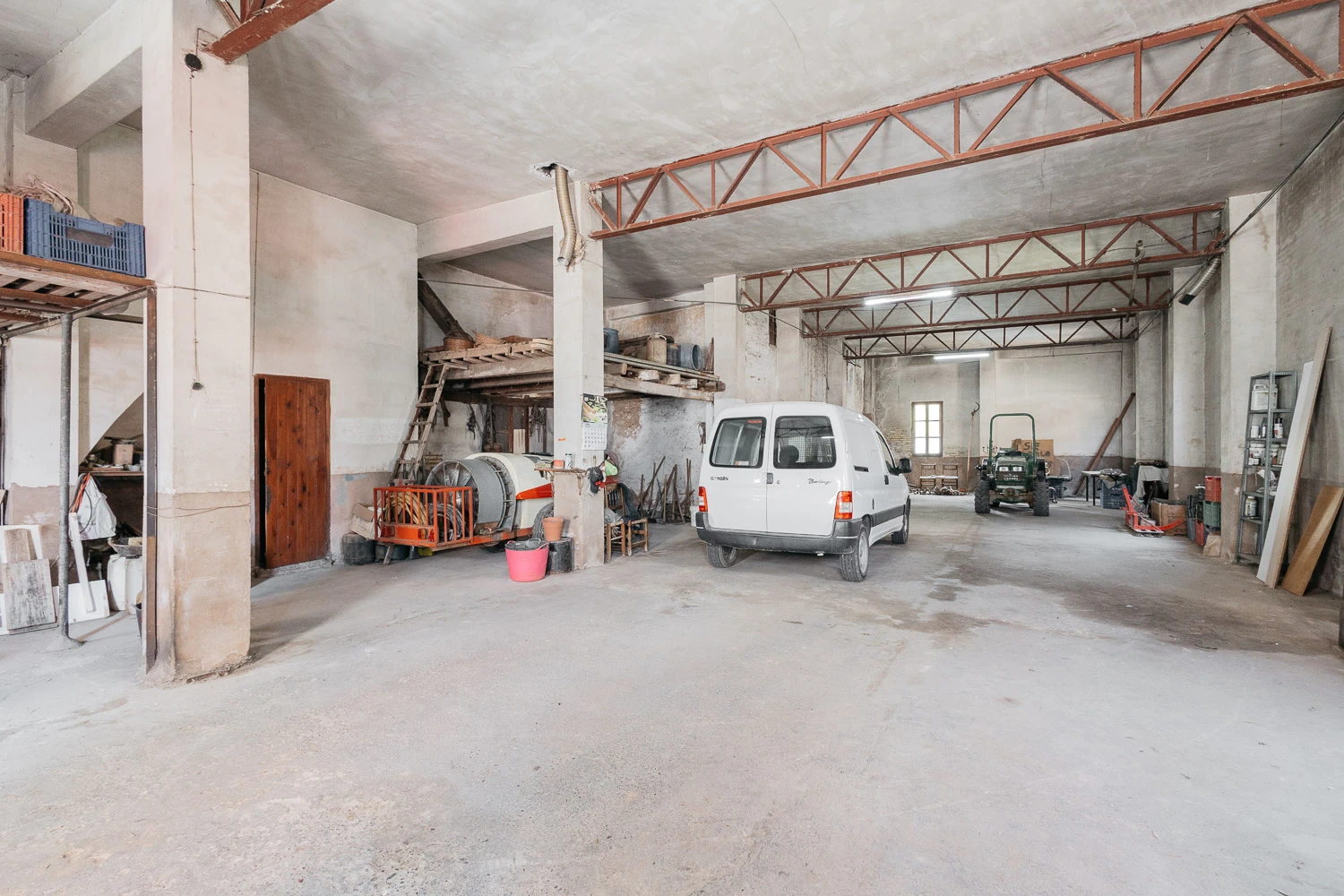 NEE Property te koop in Tabernes Blanques