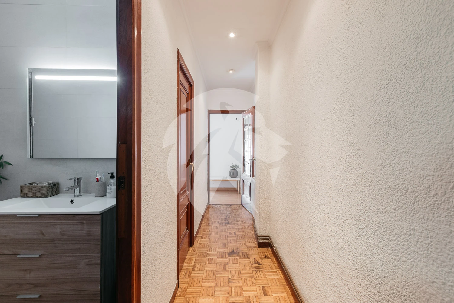 Appartement met terras te koop in Valencia – L’Olivereta