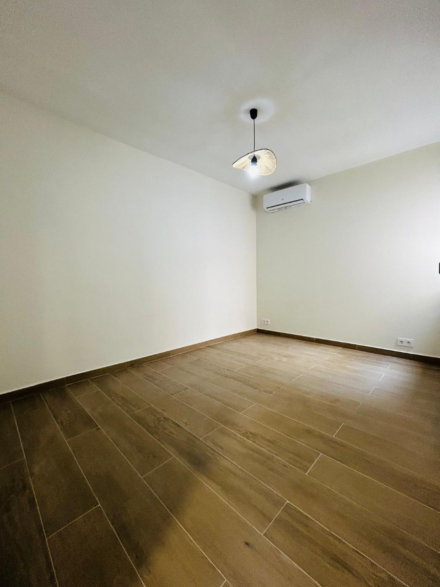 Gerenoveerd appartement te koop in Valencia stad
