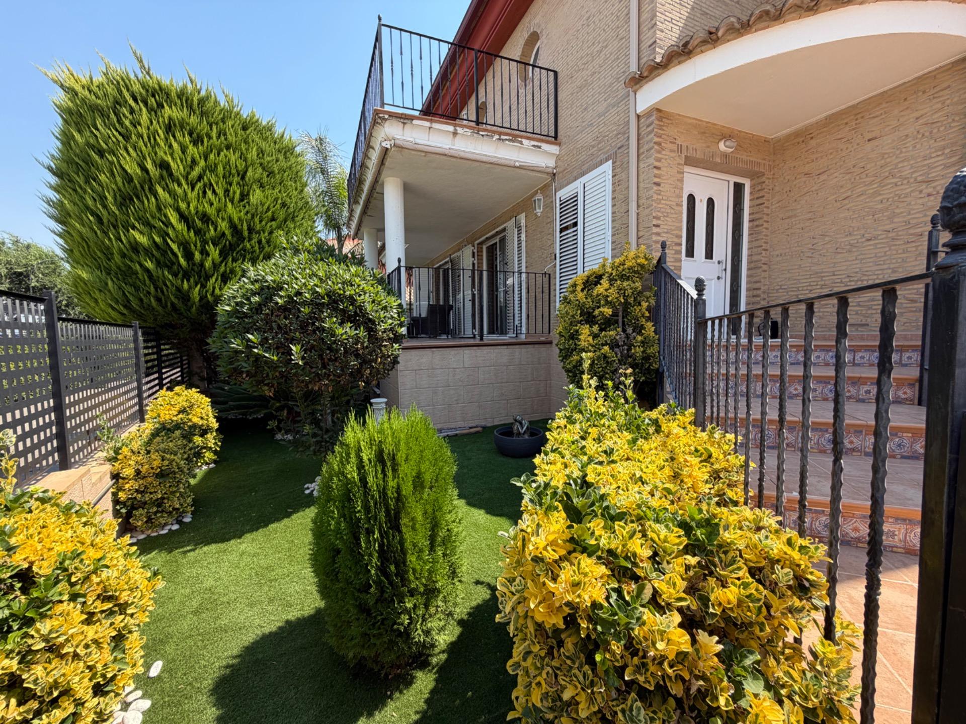 Villa te koop in Riba – Roja de Turia