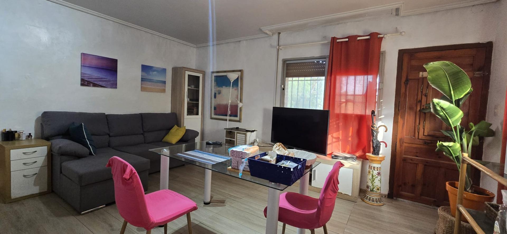 Villa te koop in Lliria