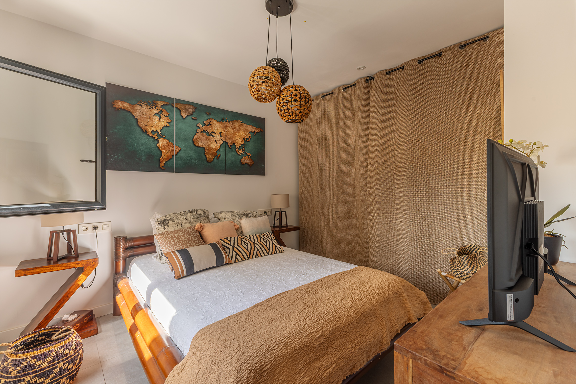 Gerenoveerd appartement met terras te koop in Picanya