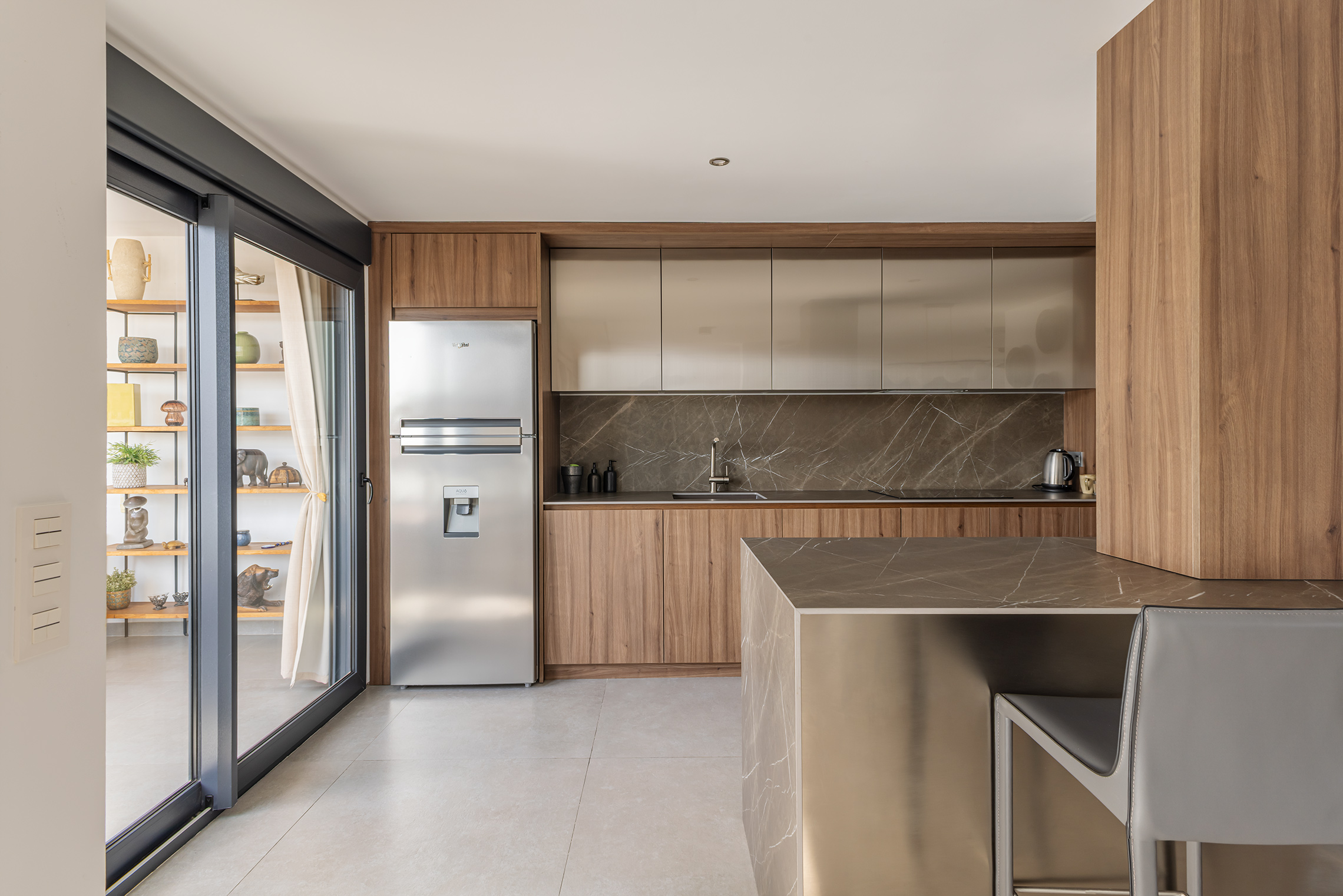 Gerenoveerd appartement met terras te koop in Picanya