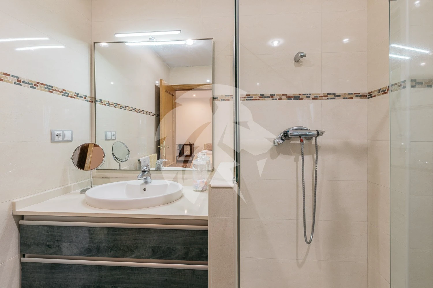 Villa met zwembad te koop in La Cañada – Paterna