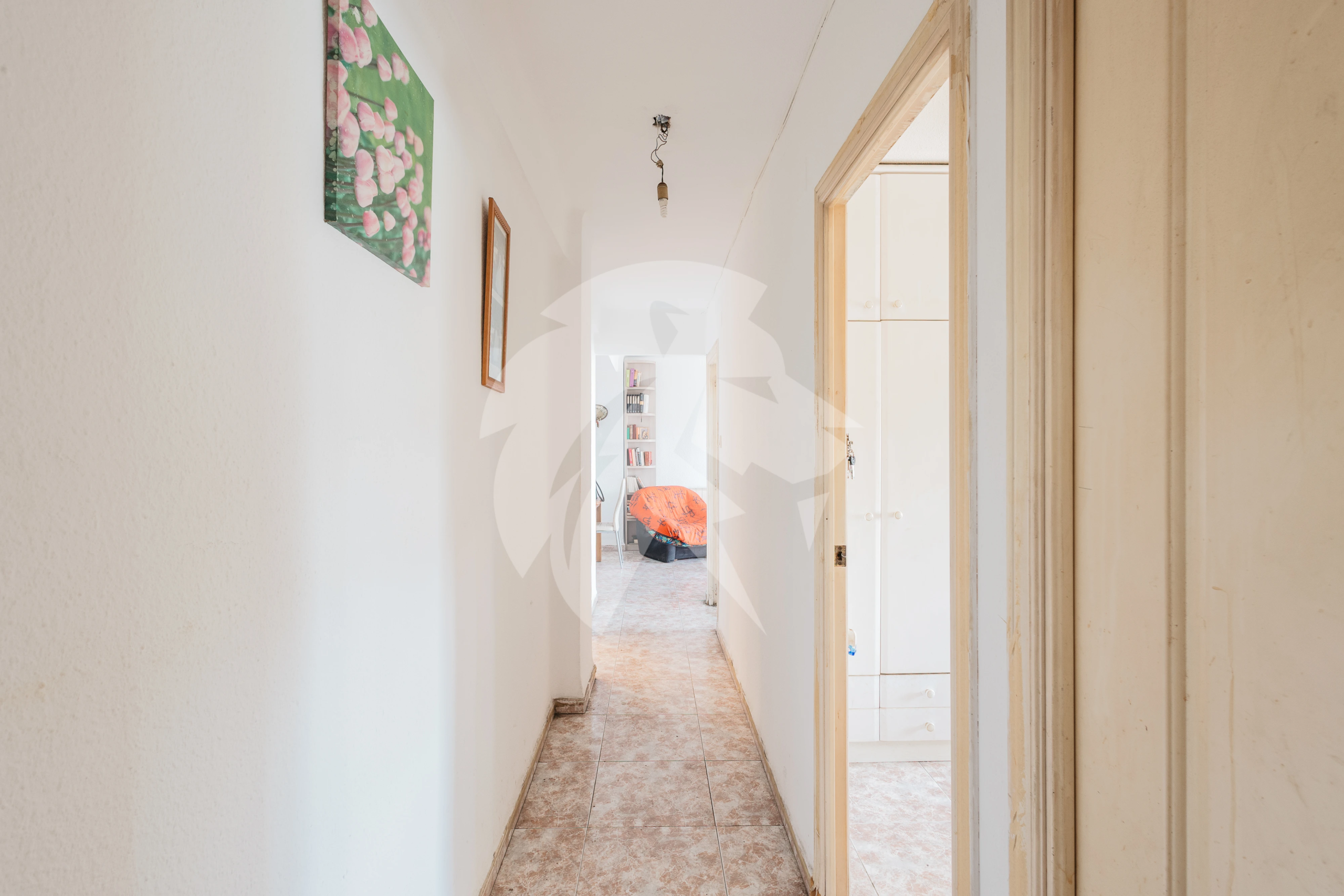Licht appartement te renoveren in Valencia
