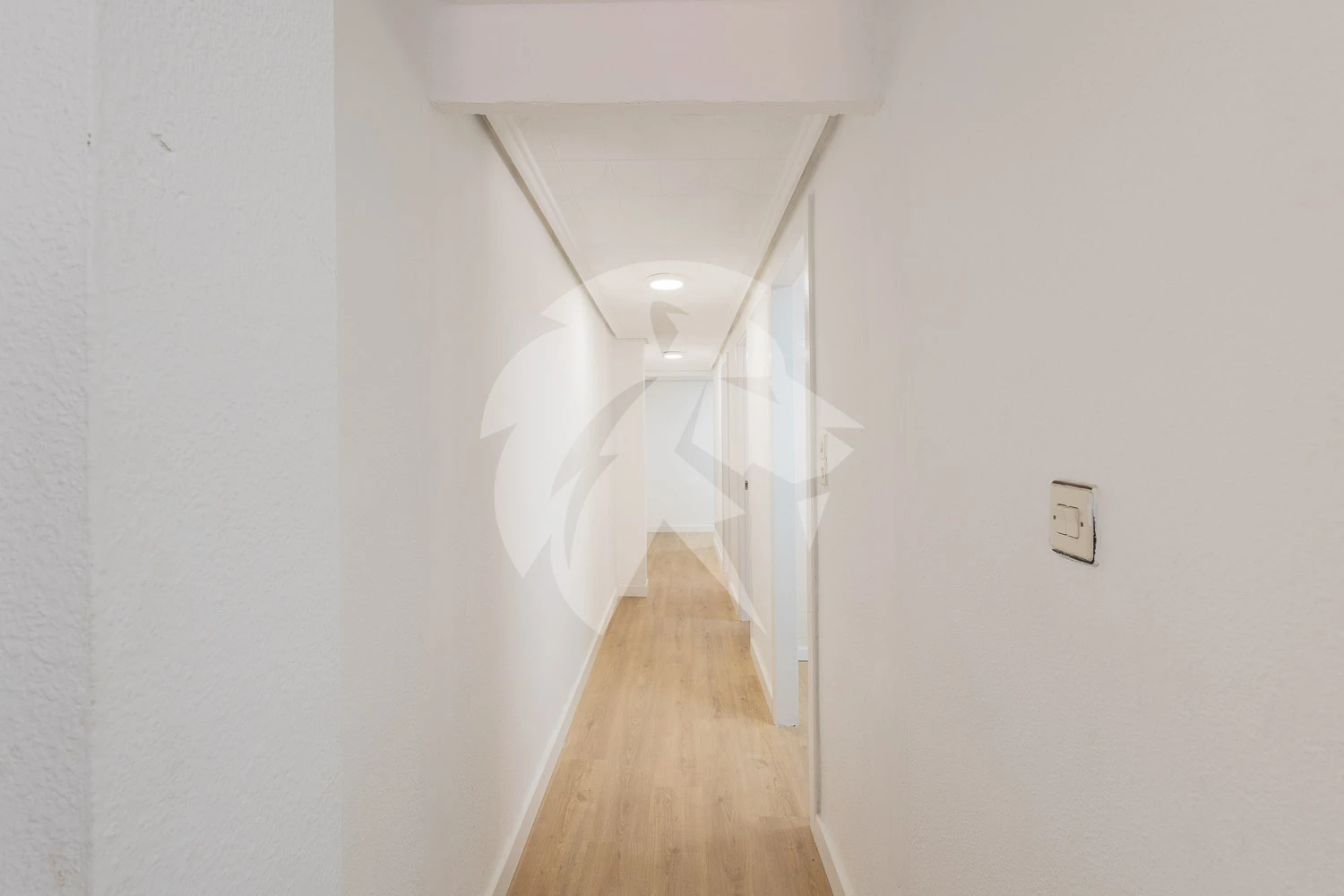 Ruim 4-kamer appartement met balkon in Valencia – El Cabanyal