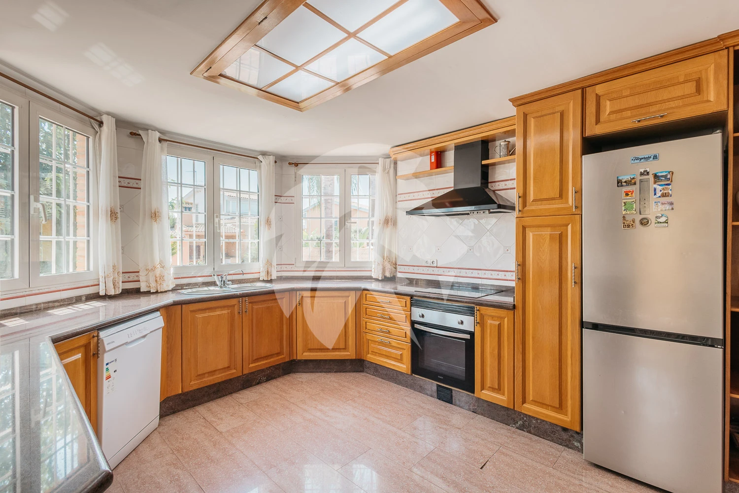 Villa met zwembad te koop in La Eliana