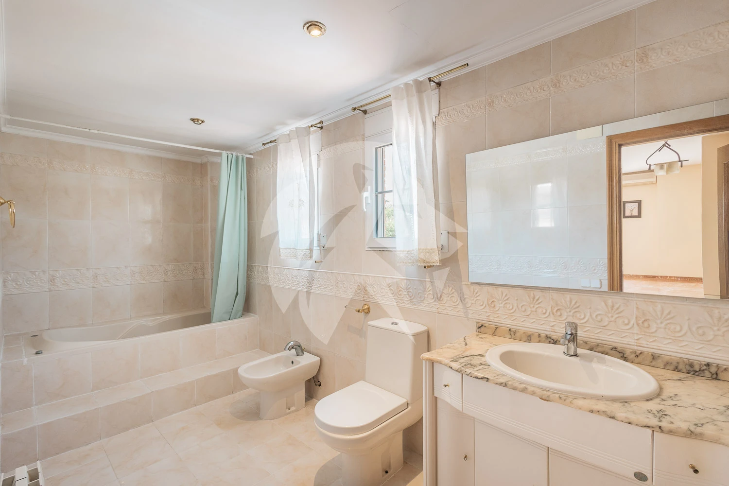 Villa met zwembad te koop in La Eliana