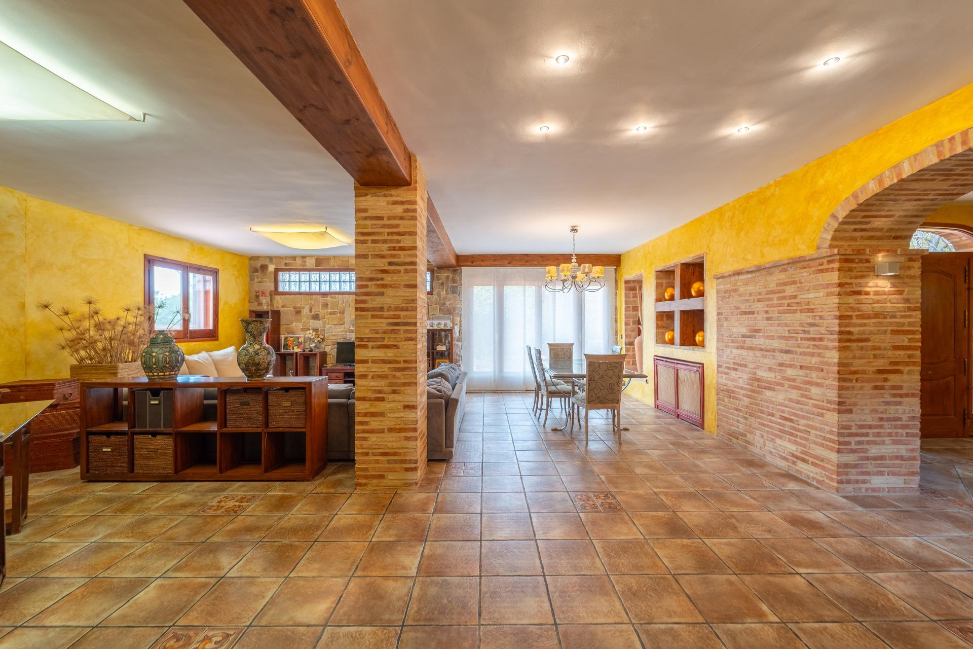 Villa te koop in Naquera