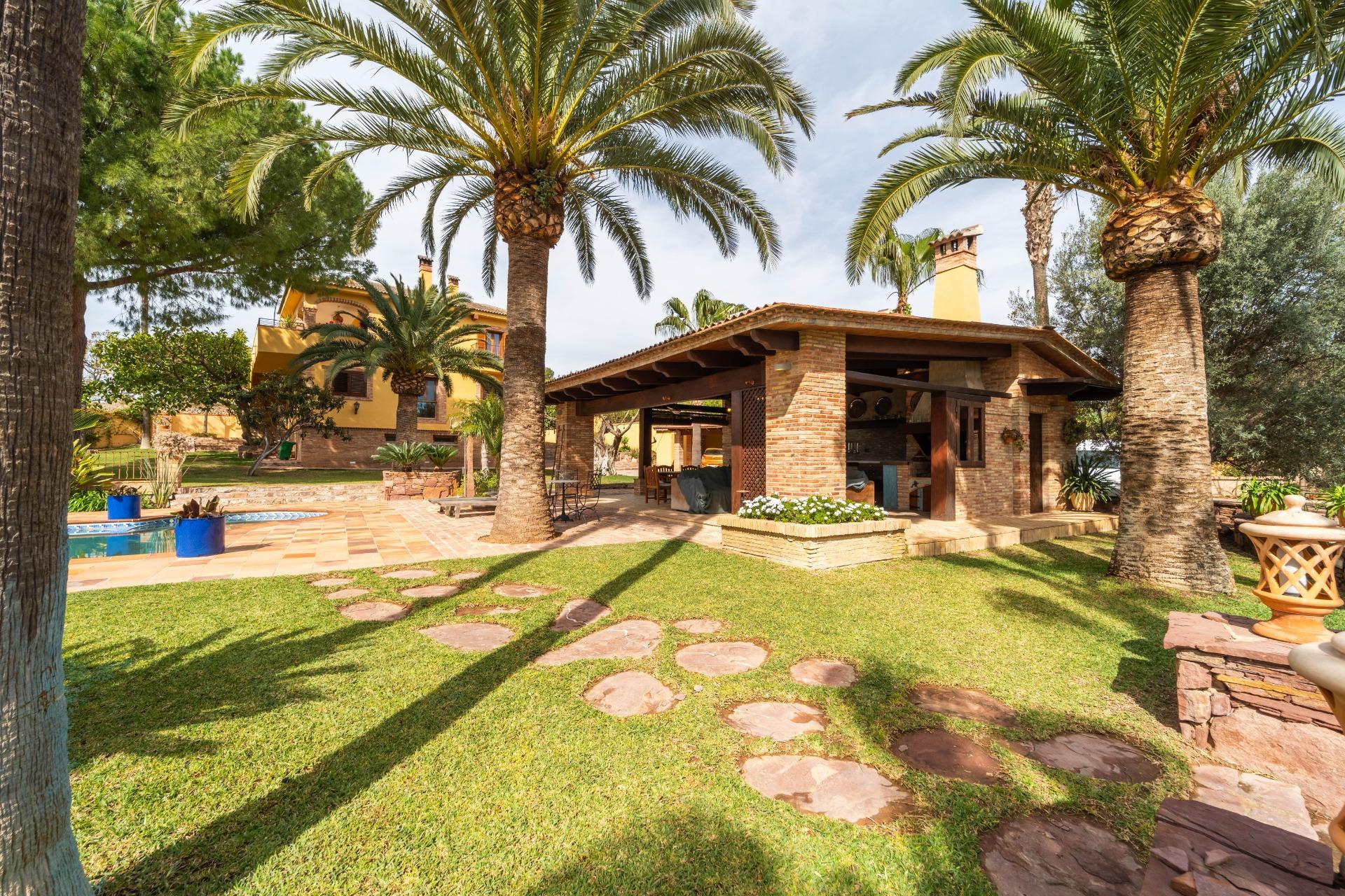 Villa te koop in Naquera