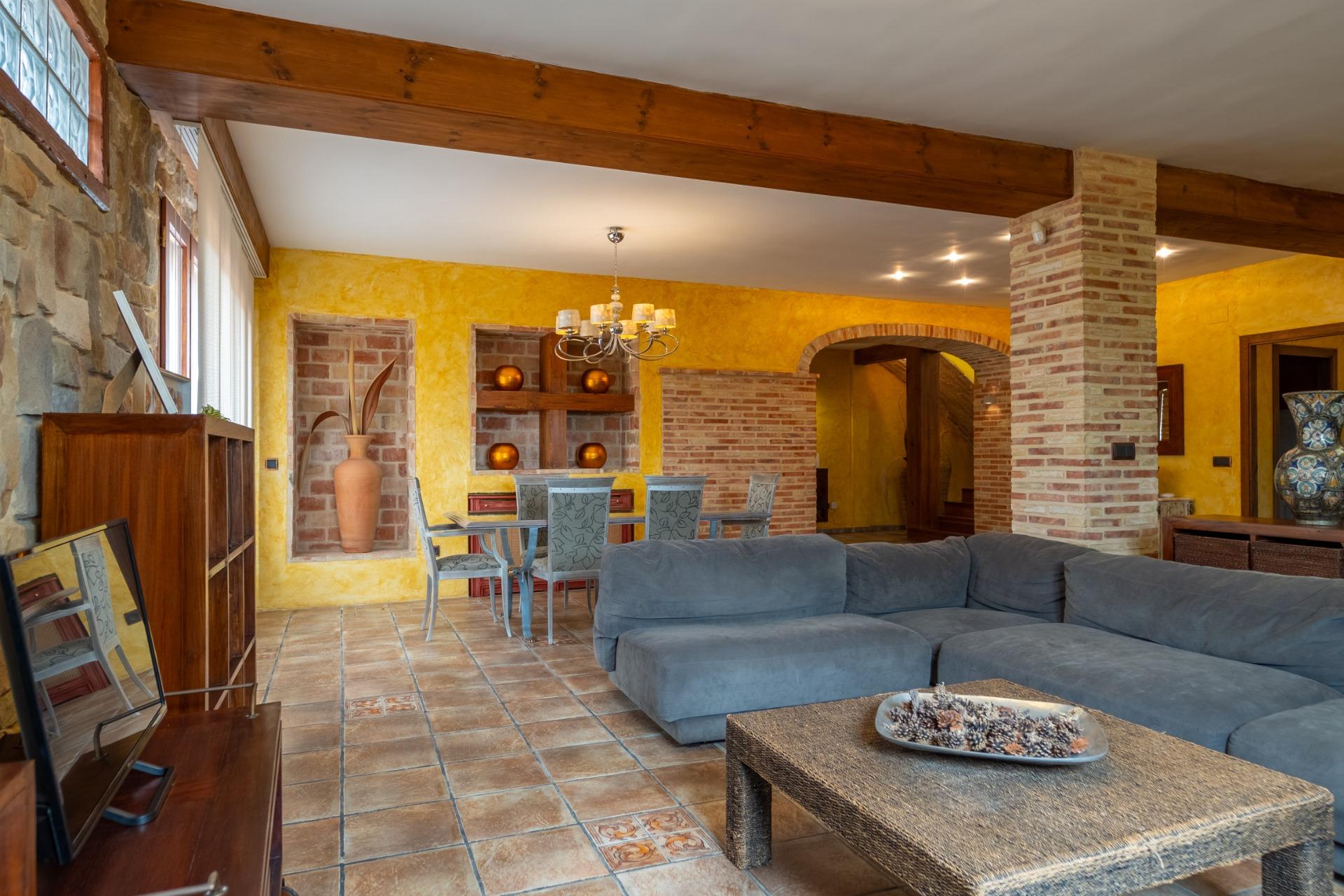 Villa te koop in Naquera