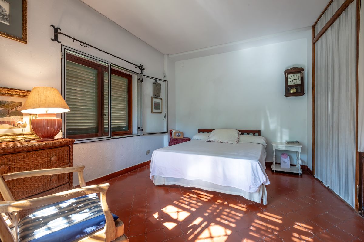 Unieke villa met zwembad te koop in Naquera