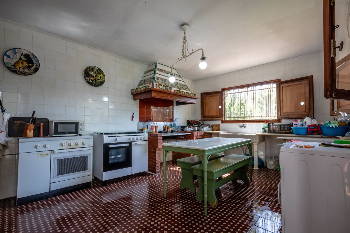 Unieke villa met zwembad te koop in Naquera