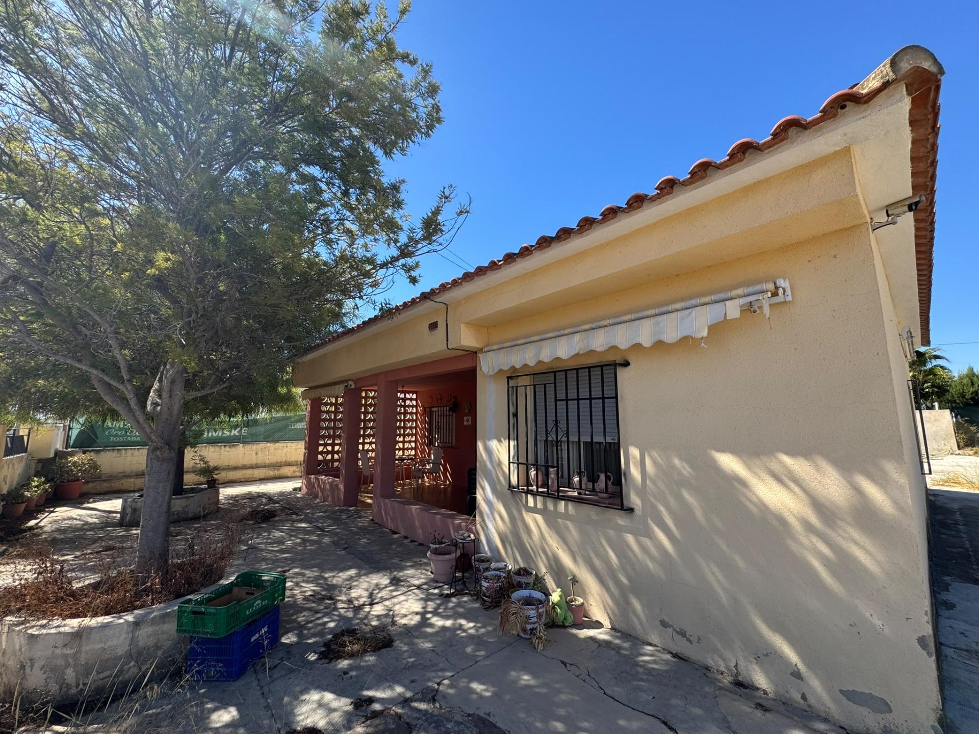 Villa te koop in Lliria