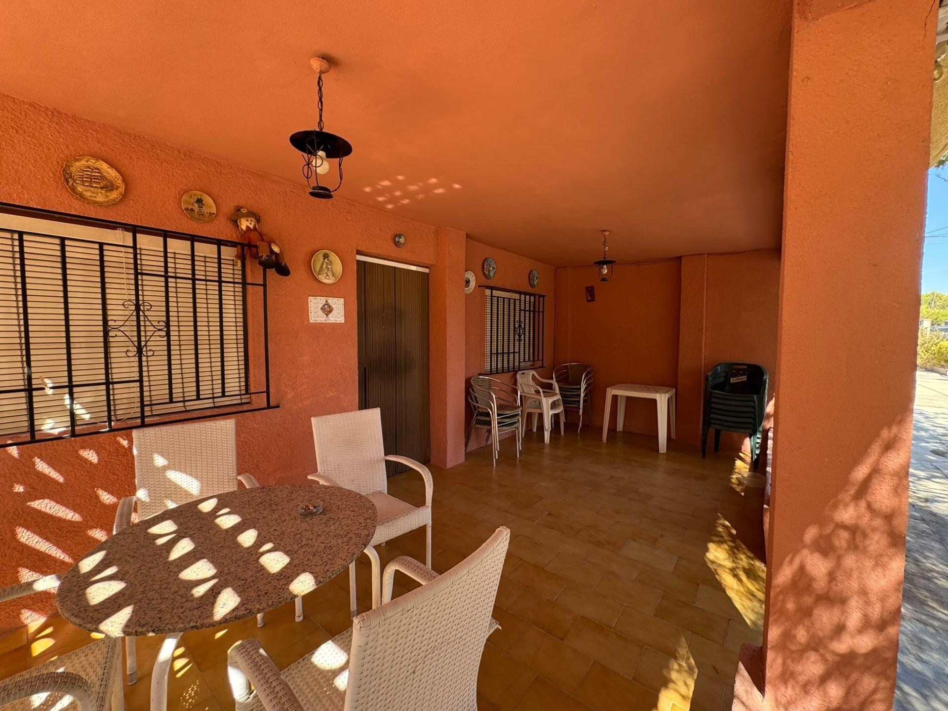 Villa te koop in Lliria