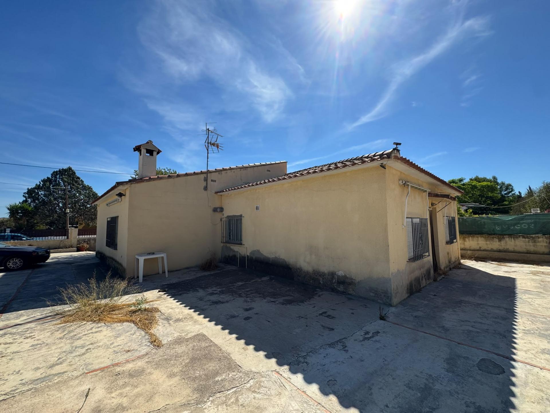 Villa te koop in Lliria