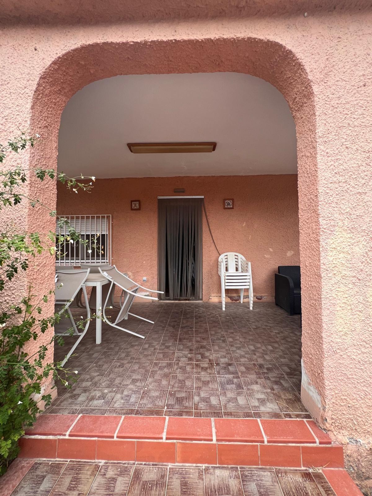 Villa te koop in Lliria