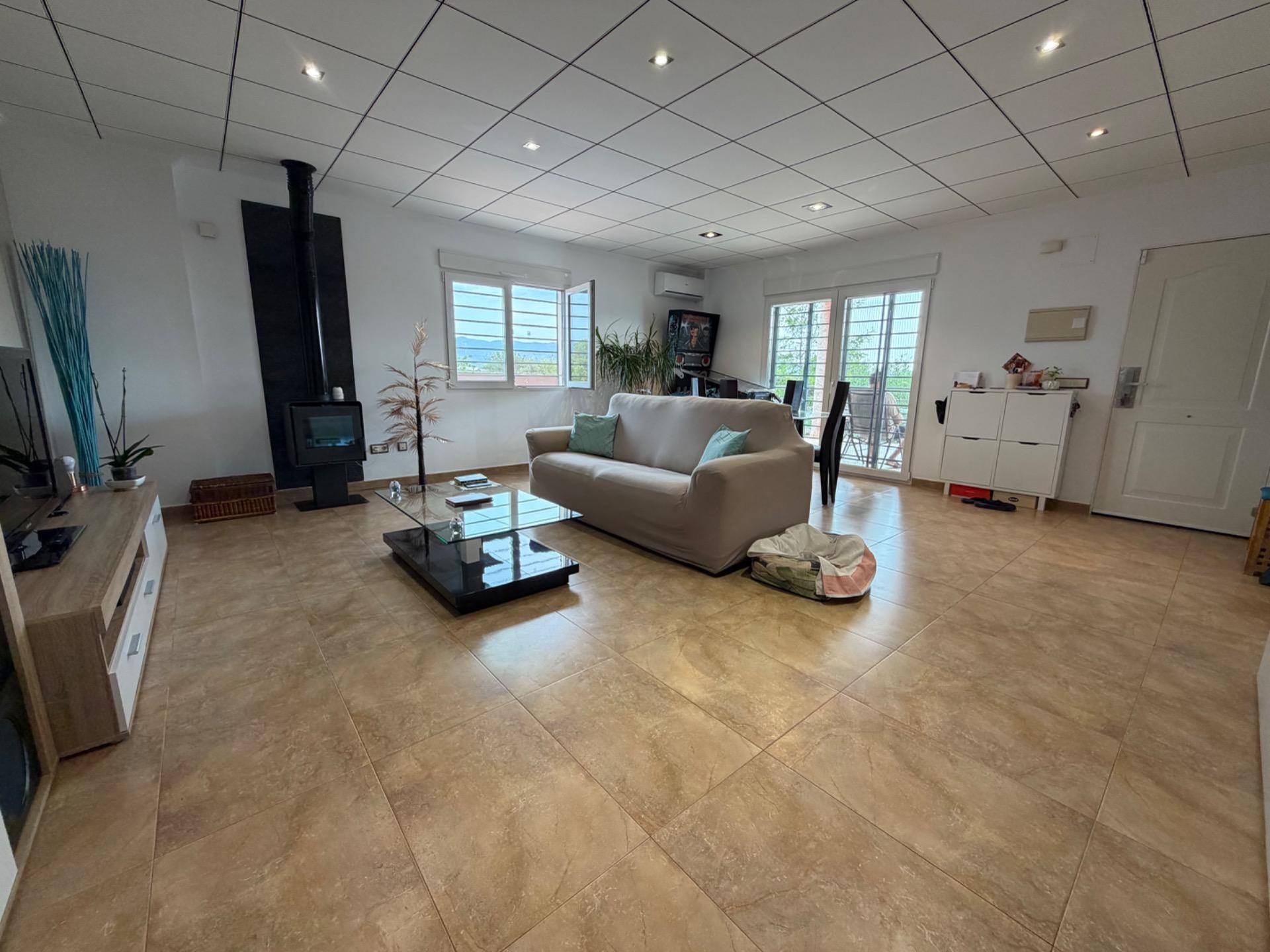 Villa te koop in Marines