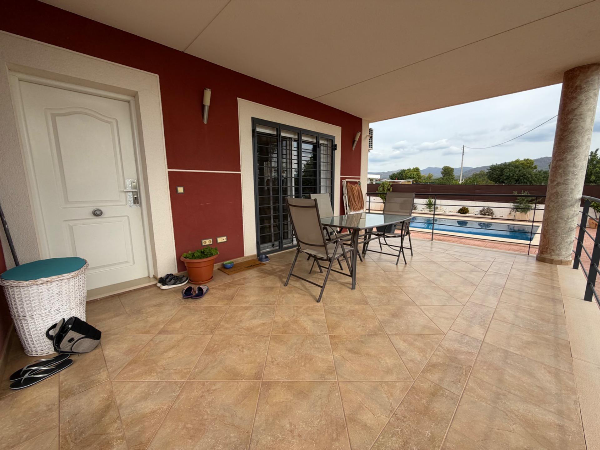 Villa te koop in Marines