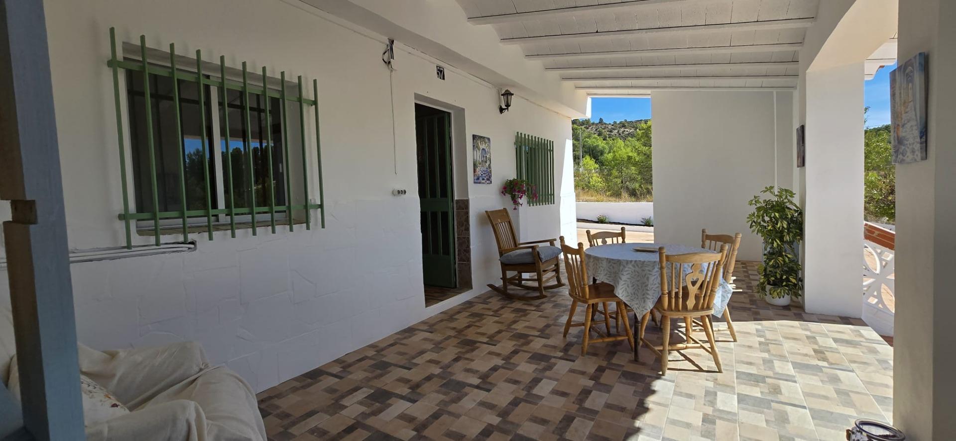 Villa te koop in Villar del Arzobispo