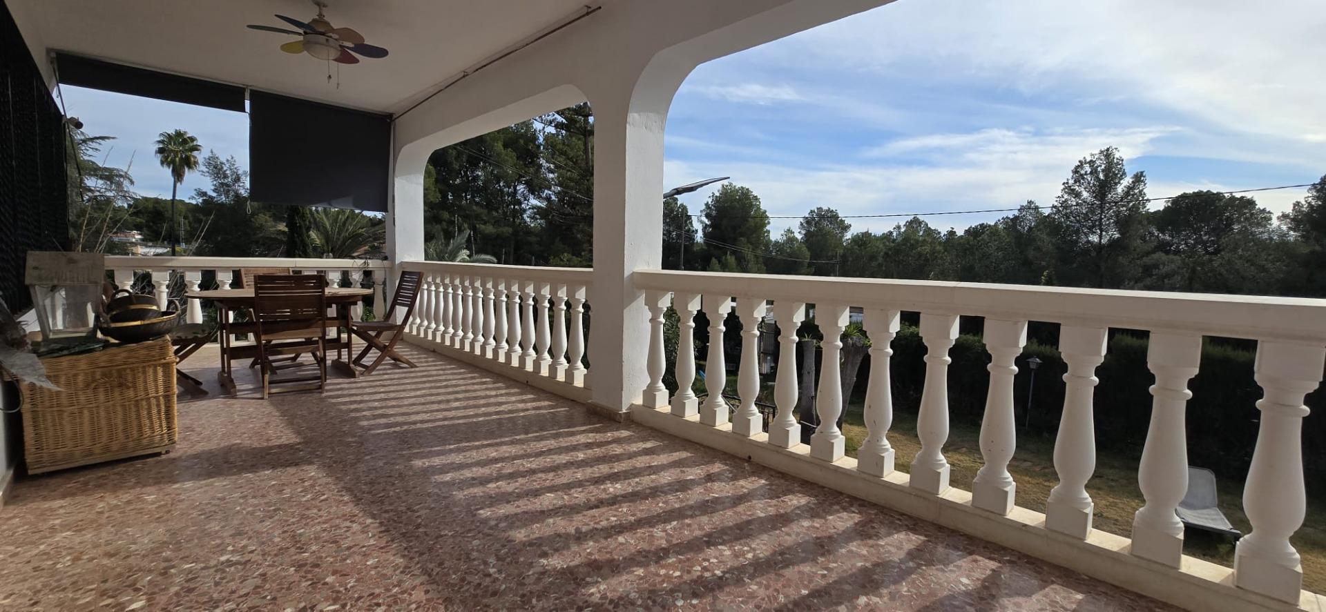 Villa te koop in Olocau