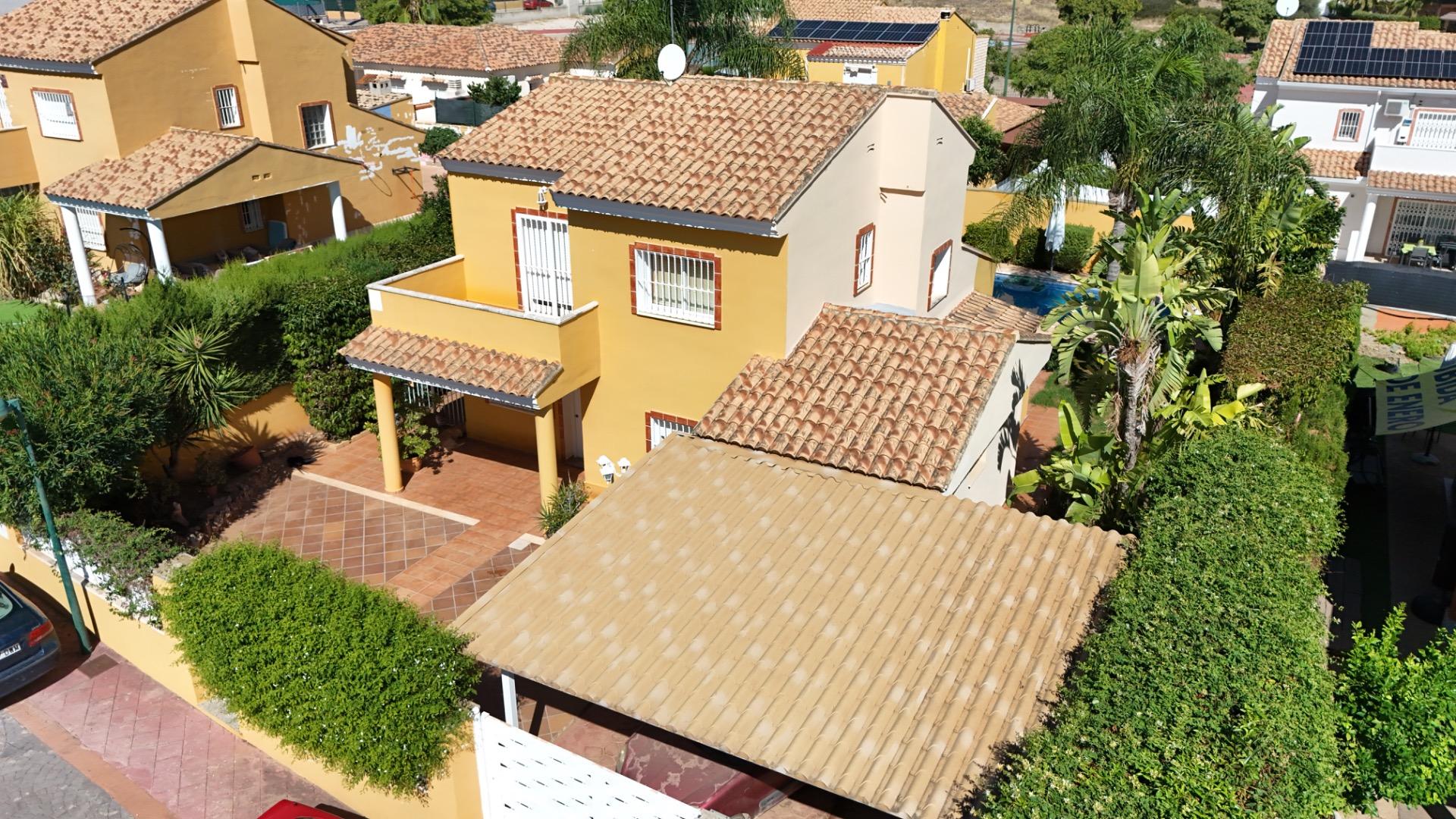 Villa te koop in Lliria