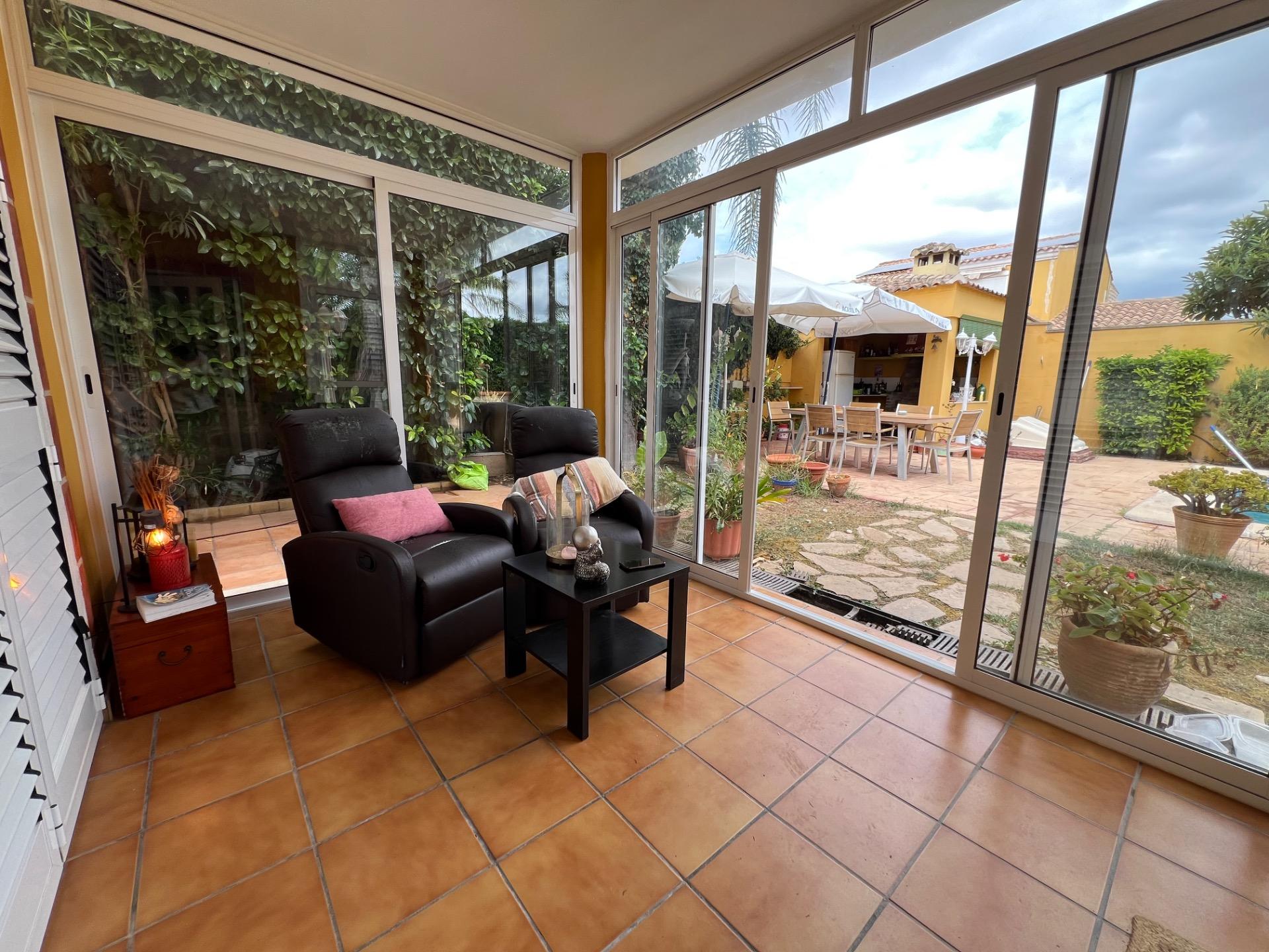Villa te koop in Lliria