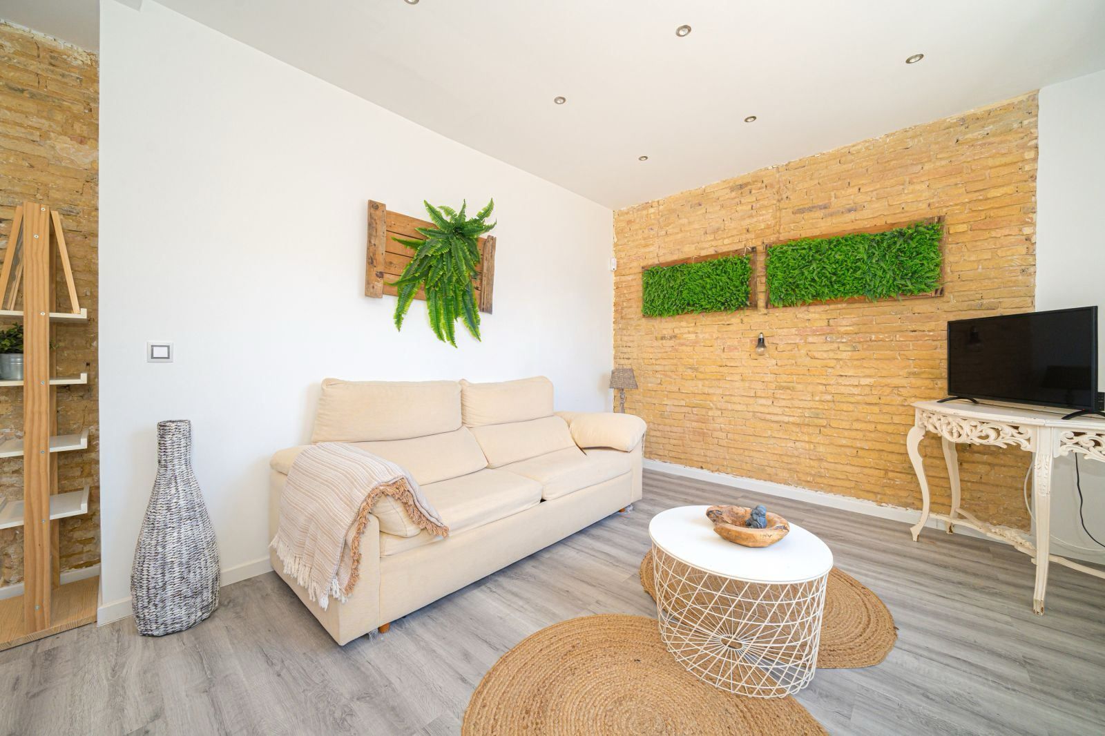 Gerenoveerd appartement te koop in Valencia stad – Benicalap