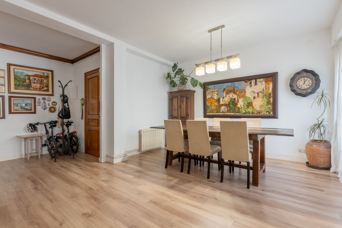 Appartement met panoramisch uitzicht te koop in Valencia stad – El Mercat