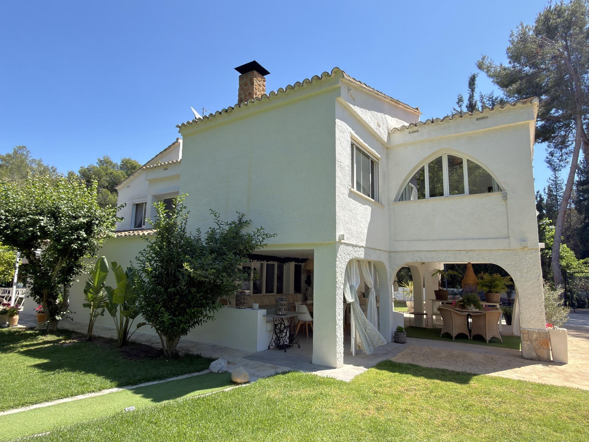 Villa te koop in Naquera